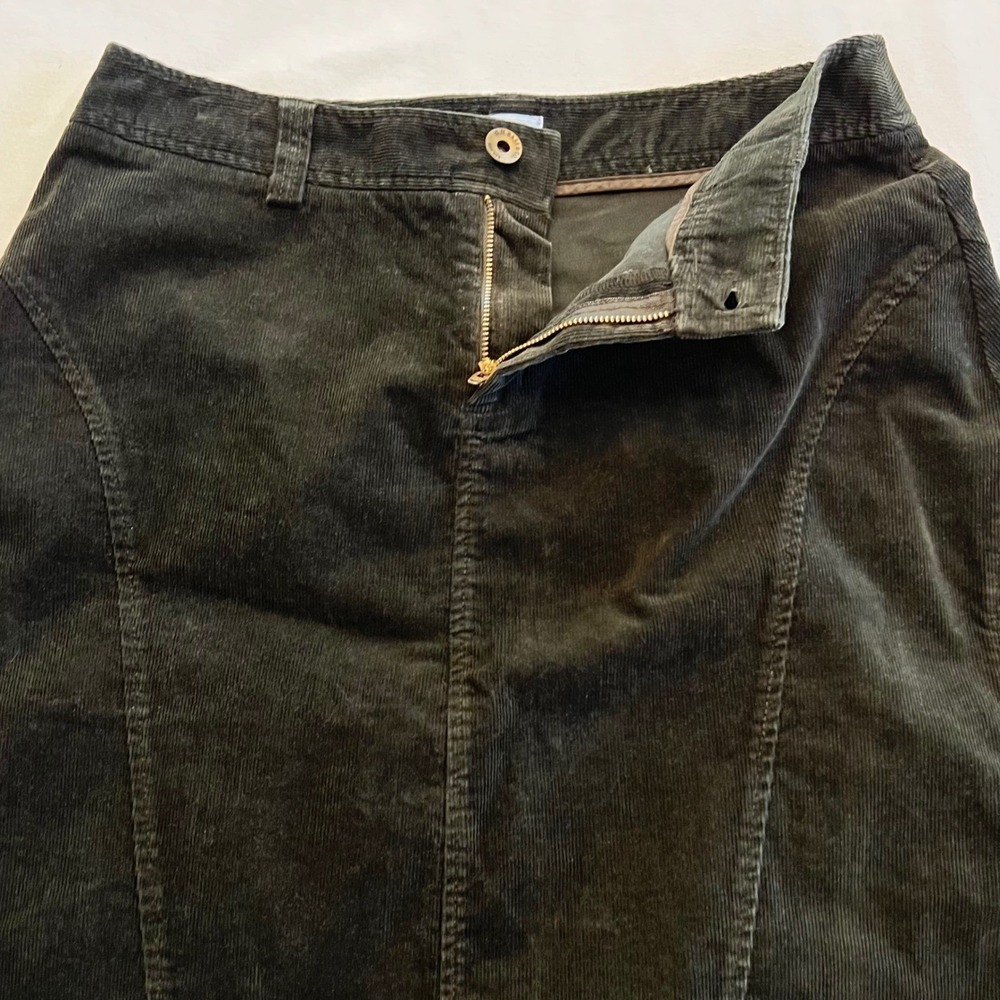 G H Bass Cotton Corduroy A Line Dark Olive Y2K Academia Preppy Skirt Size 8 - Picture 7 of 8
